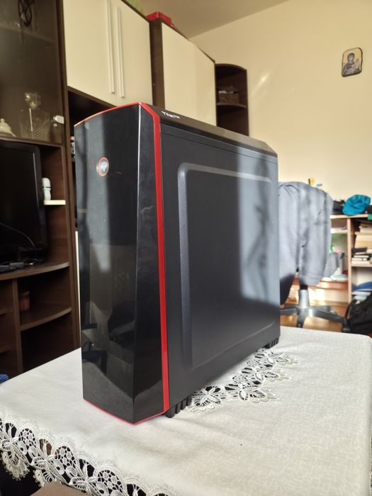 Vând Pc gaming: rx5700, 16gb ram, ryzen 5 2600x, 1tb ssd