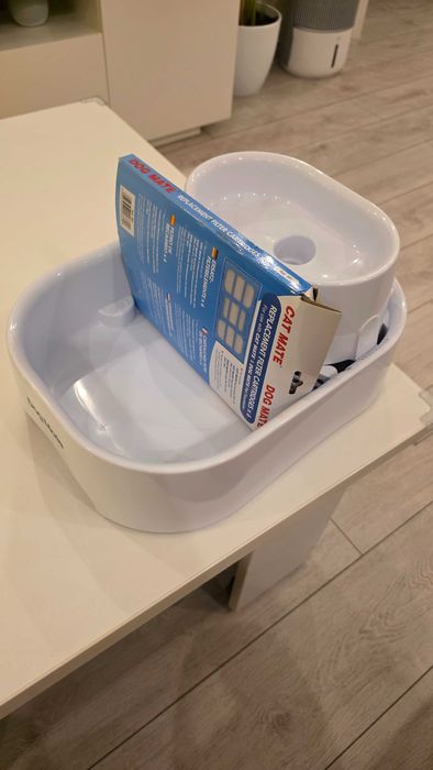 Dog Mate - Adăpătoare câine, 6 litri cu 3 filtre rezervă