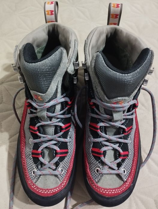 Bocanci Garmont mid gtx