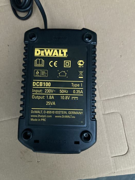 Alimentator Incarcator Dewalt DCB 100 10,8V