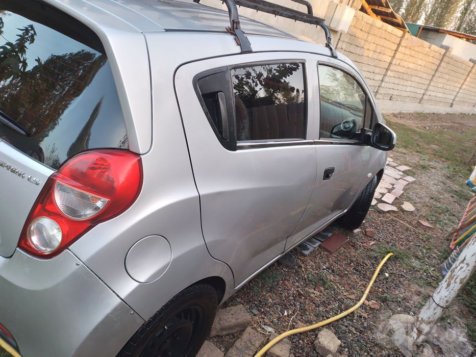 Chevrolet spark 2012