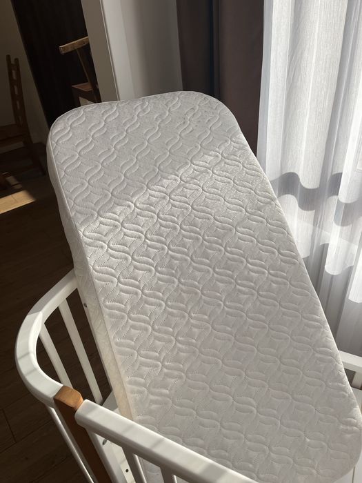 Кроватка трансформер с маятником