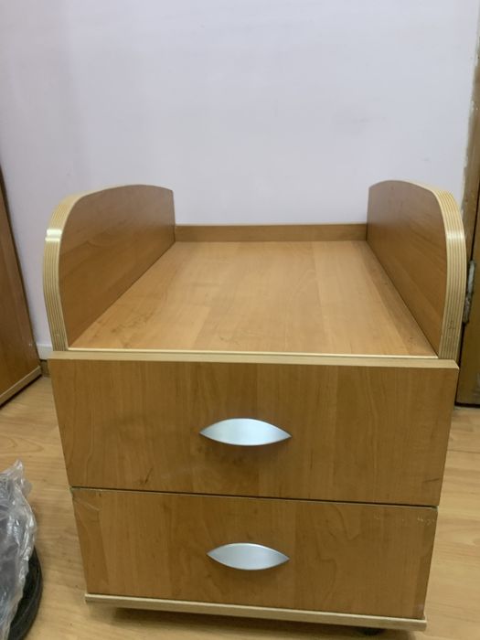 Продам тумбы деревянные