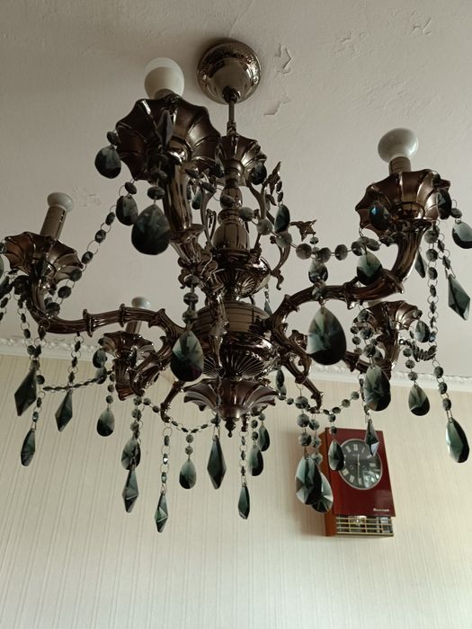 Продам  люстры  б/у,