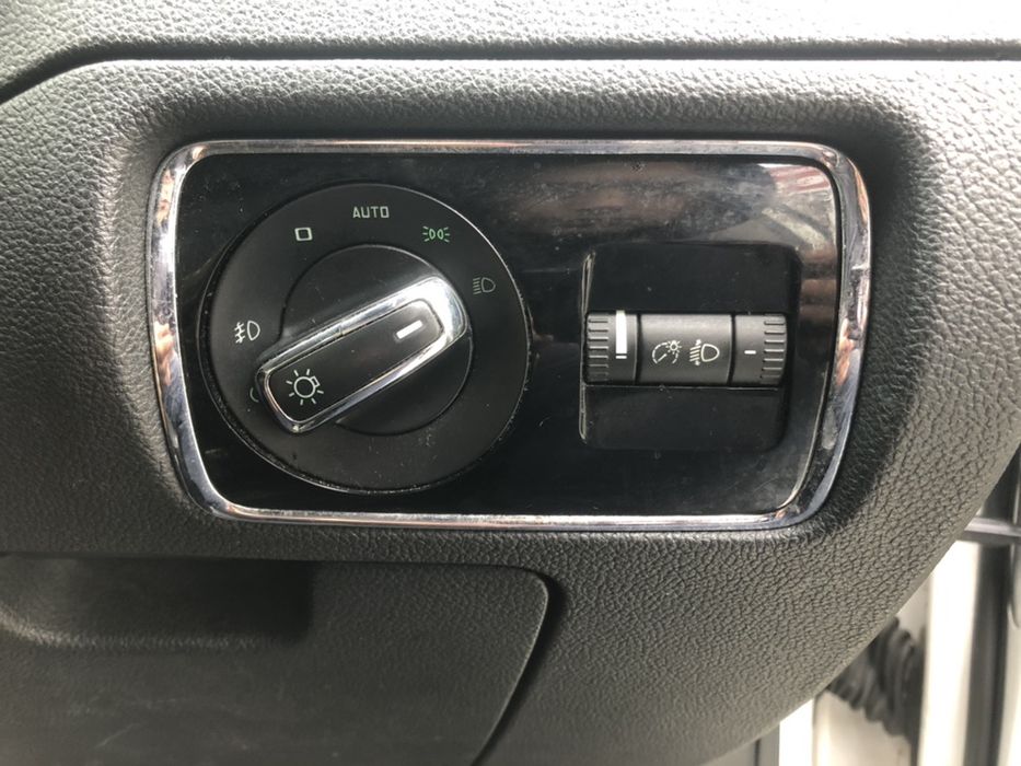 Skoda Superb 2.0 TDI на части