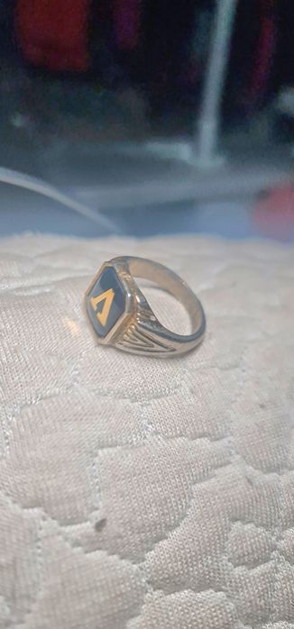 Пръстен на Левски София