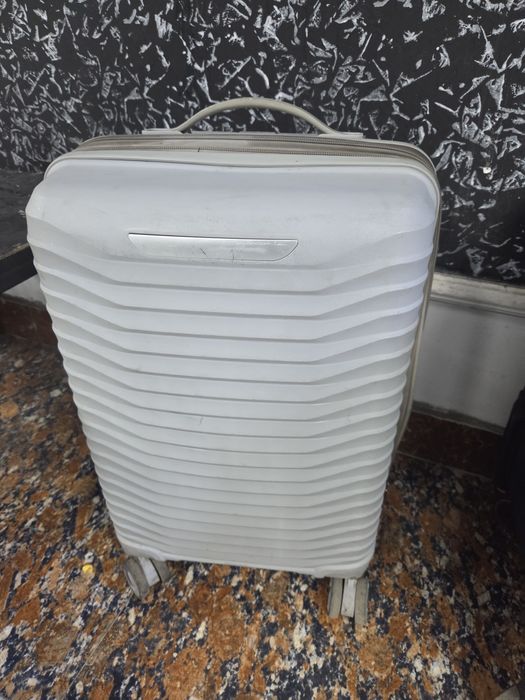 Chemodan kolyski osortiment bolshoy