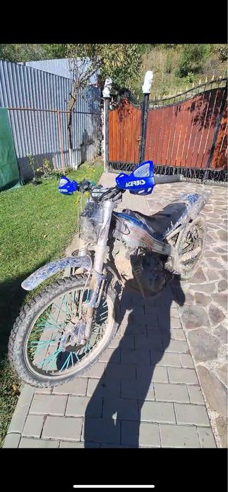 Vand trial bike cu motor 250cc 4t