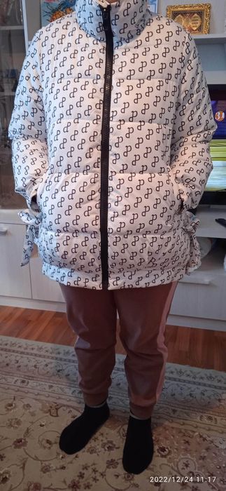 Продается куртка демисезонная