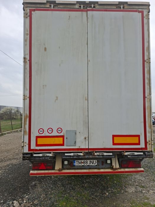 Semiremorca Krone
