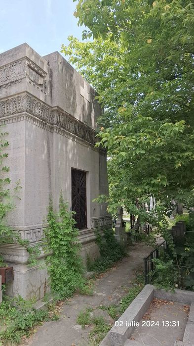 Vind loc de veci Bucuresti,Colentina, Reinvierea, cavou 2 locuri,liber