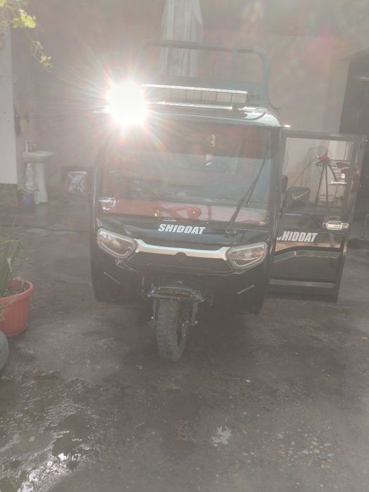 Kamenkali mototsikl sotiladi sifatli elektronni xarajatsiz yuk oladi