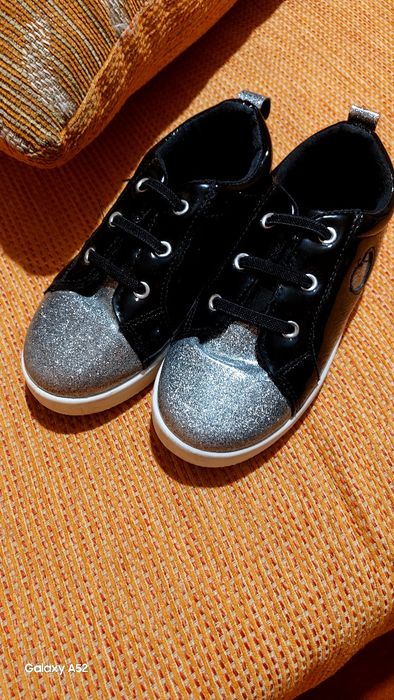 Детски маратонки за момиче