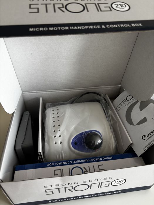 Freza de unghii Strong 210 neutilizata