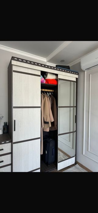 Спальный гарнитур