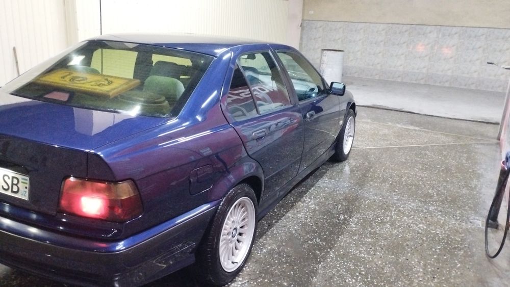 BMW e36 m43b18 sotiladi