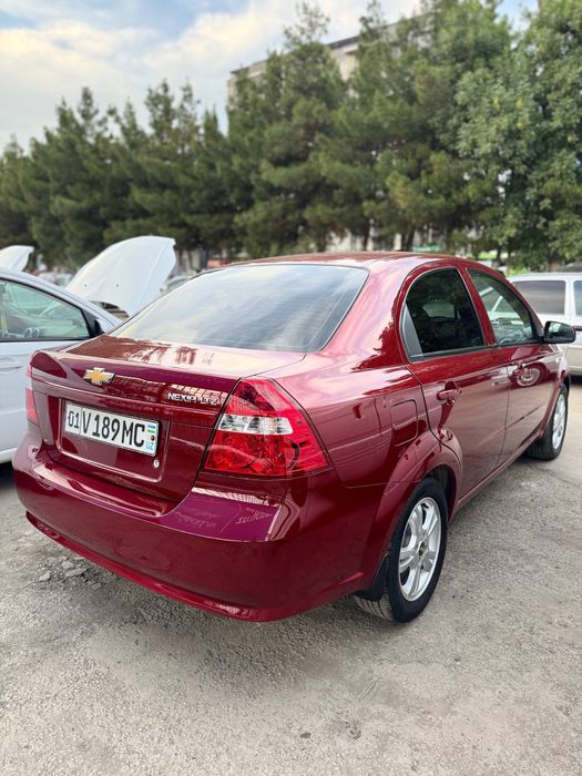 Nexia 3  Avtomat 2022 yil    78 min probek  metan gaz 4 pok