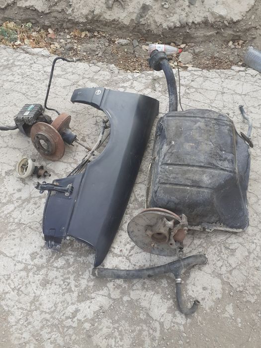 Запчасти от Ауди 80 В3