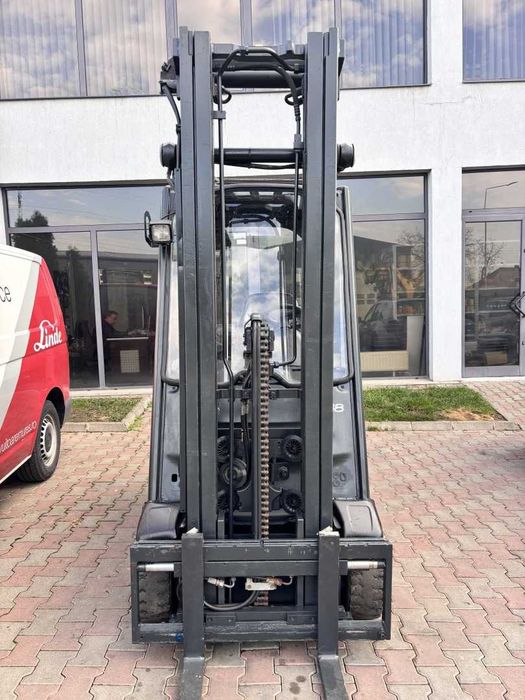 Stivuitor - Motostivuitor Linde H18T-01 GPL Anul fabricației 2007