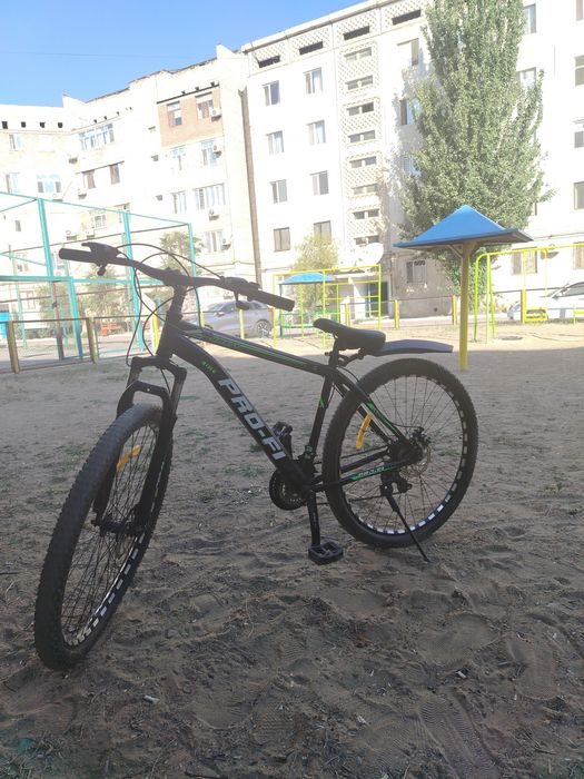 Продаеться велосипед