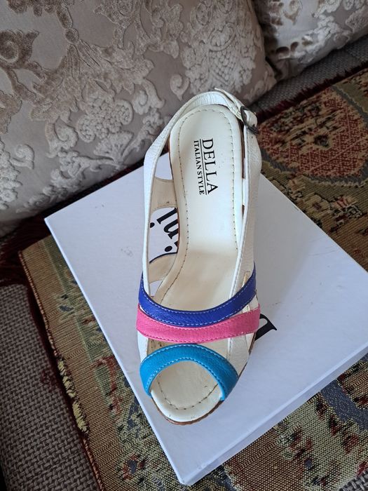 Босоножки  размер 35