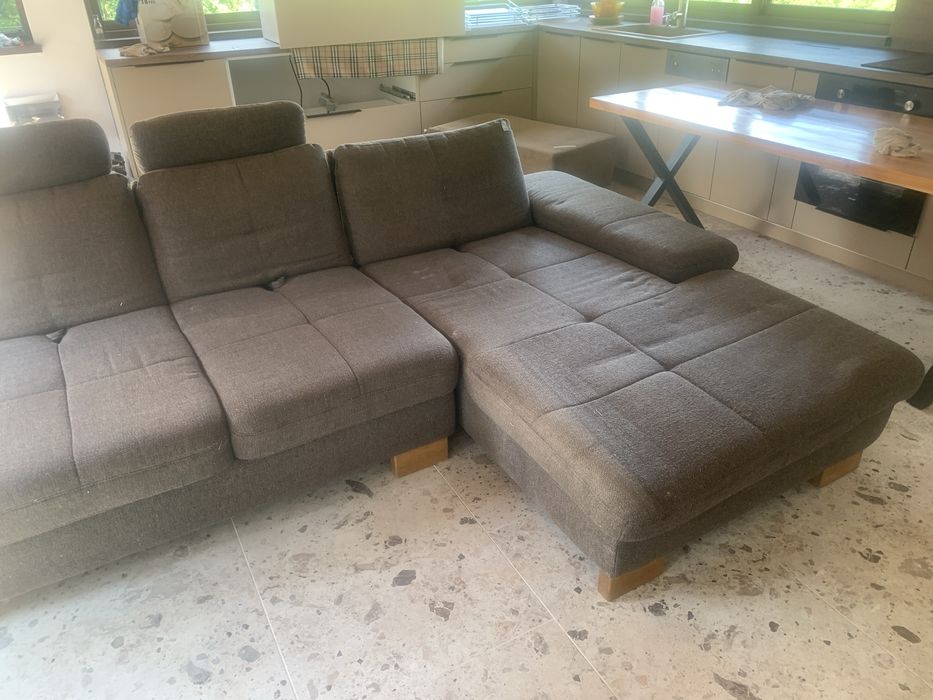 Ъглов диван в добро състояние