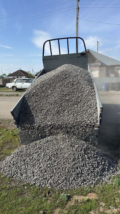 Щебень песок отсев чернезом перегной