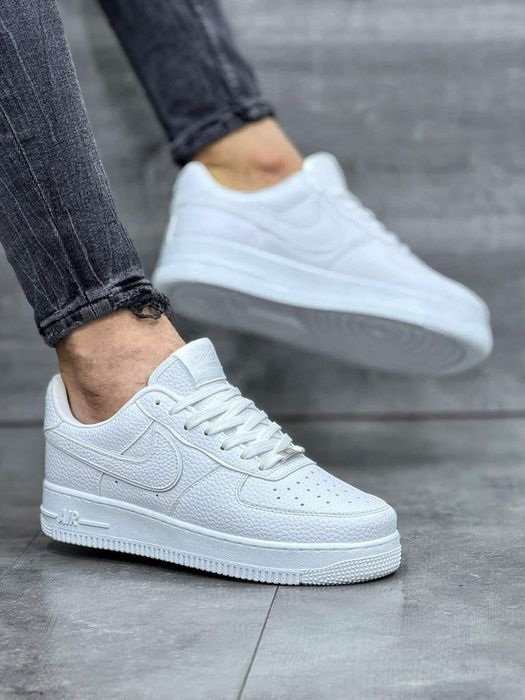 Adidași bărbați Nike