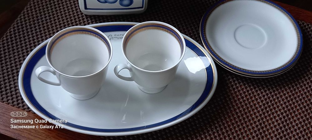 Сет за кафе и сладки+кутия за подправки