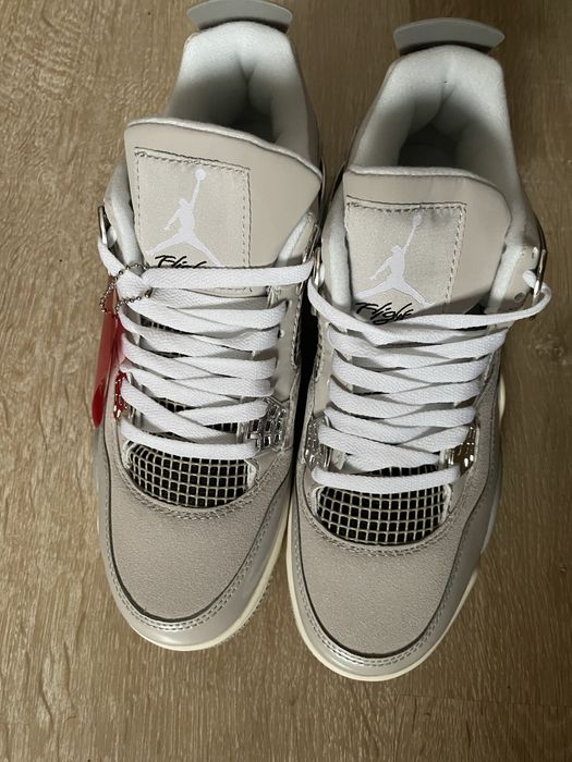 jordan 4 frozen heart