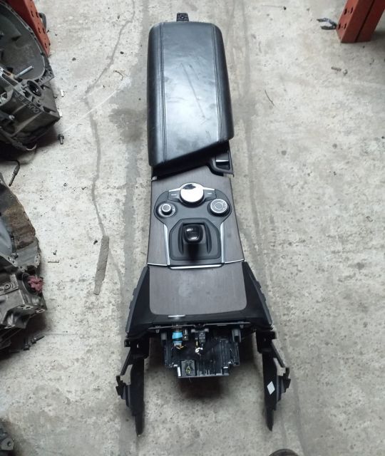 Dezmembrez Alfa Romeo Stelvio 949 [2017 - 2020] Crossover 2.2 D AT Q4 (180 hp)