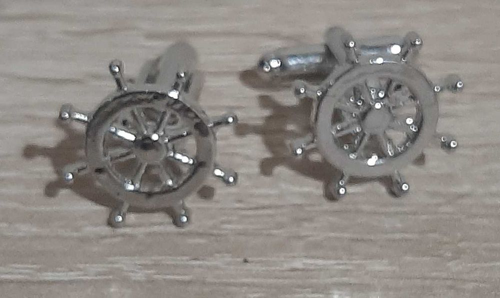 butoni timona pentru camasa