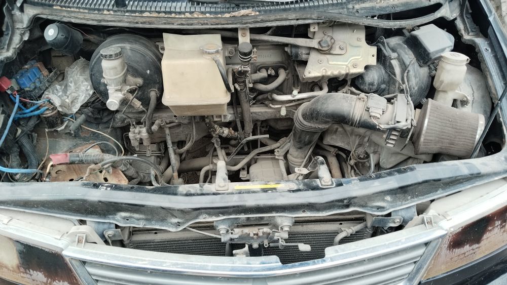 Ниссан Ларго W30 на разбор.