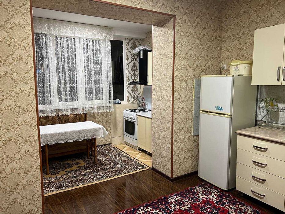 квартира сотилади  метро мирза улугбек 1/4/4 38200