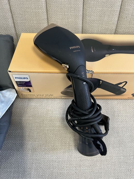 Уред за гладене на пара Philips