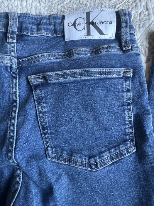 Дьнки Calvin Klein 16г.  момиче