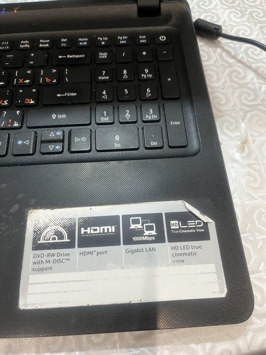 Продам старый ноутбук Acer
