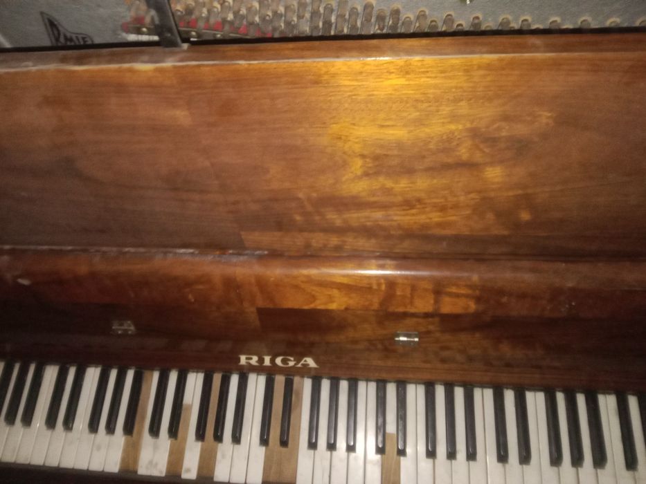 Пианино rich срочно германски