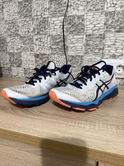 asics gel-kayano 23