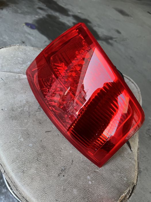 Audi A8 d3 външен стоп