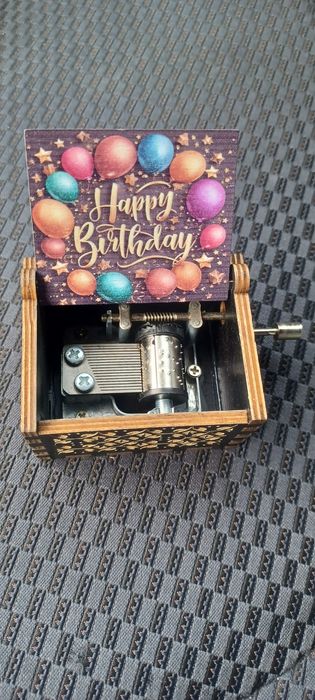 Кутия за рожден де,Коледни подаръчета -музикална    кутия -Коледа,Рожд