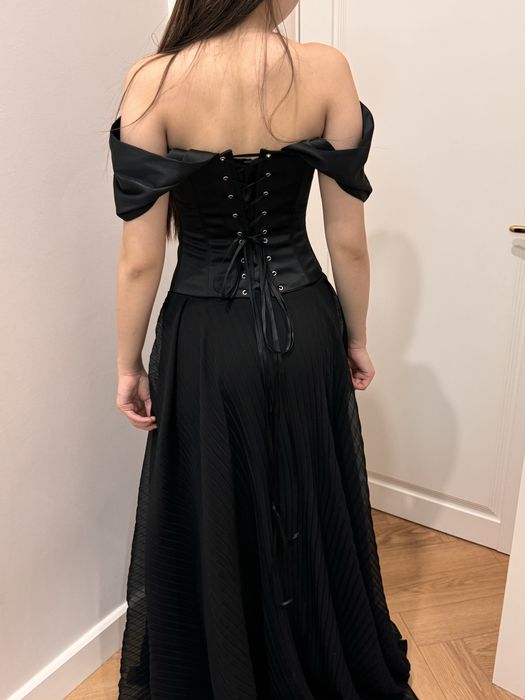 Продаю выпускное платье от Embark