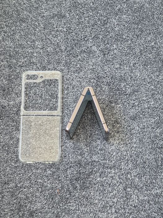 Samsung Z flip 5 - 5G - 512 GB    Black