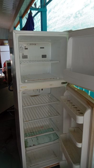 Холодильник холодильник