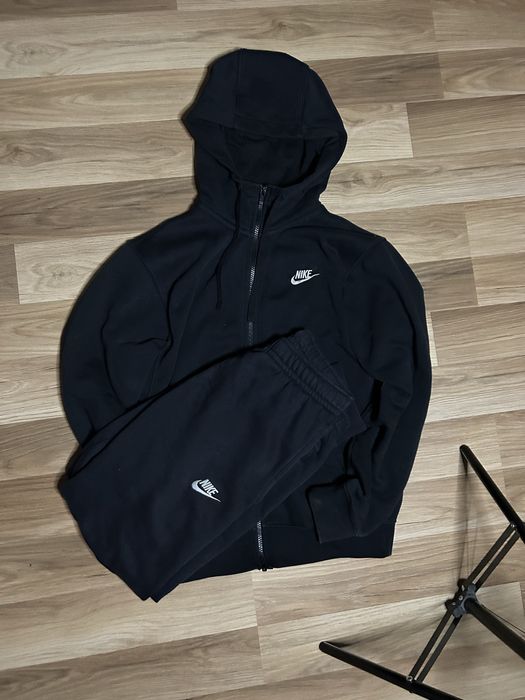 Nike Sportswear екип S