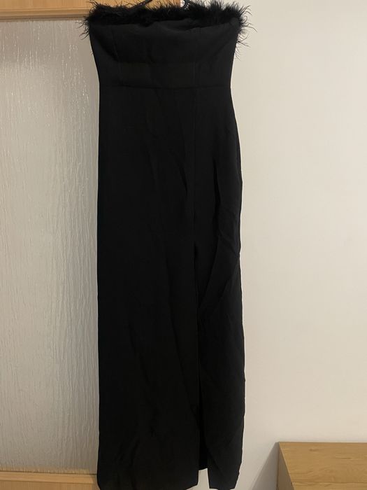 Vand rochie  culoare neagra noua matimea M