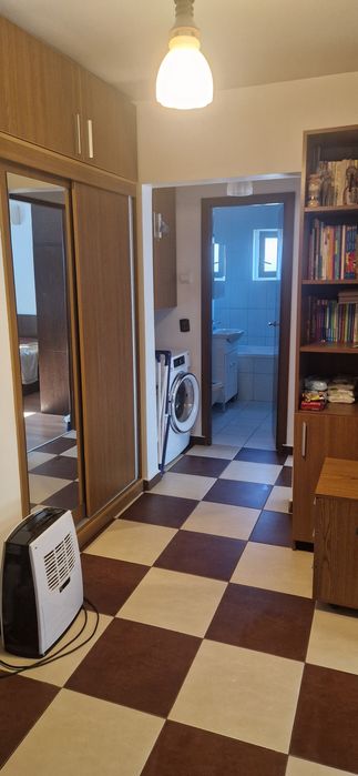 Apartament 2 camere Poarta 6