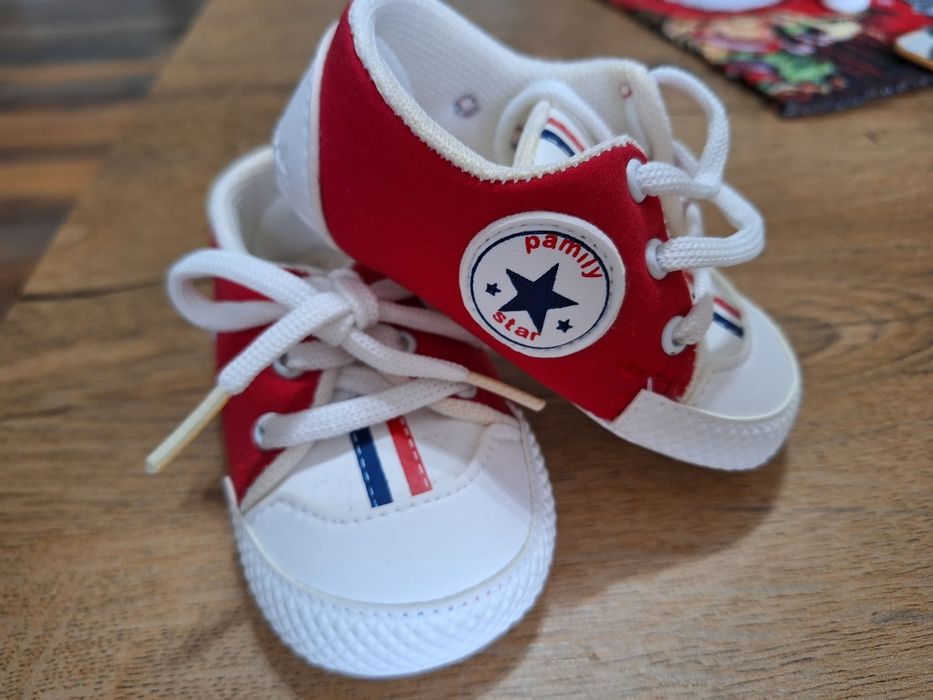 Бебешки обувки и сандали