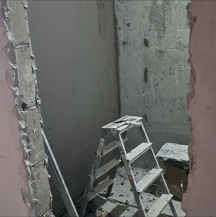 Штукатурка. Стяжка. + Электрика.