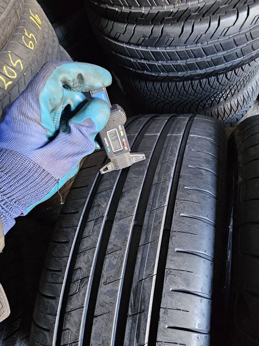 4 anvelope vara 215 55 17 Goodyear 6mm 2019